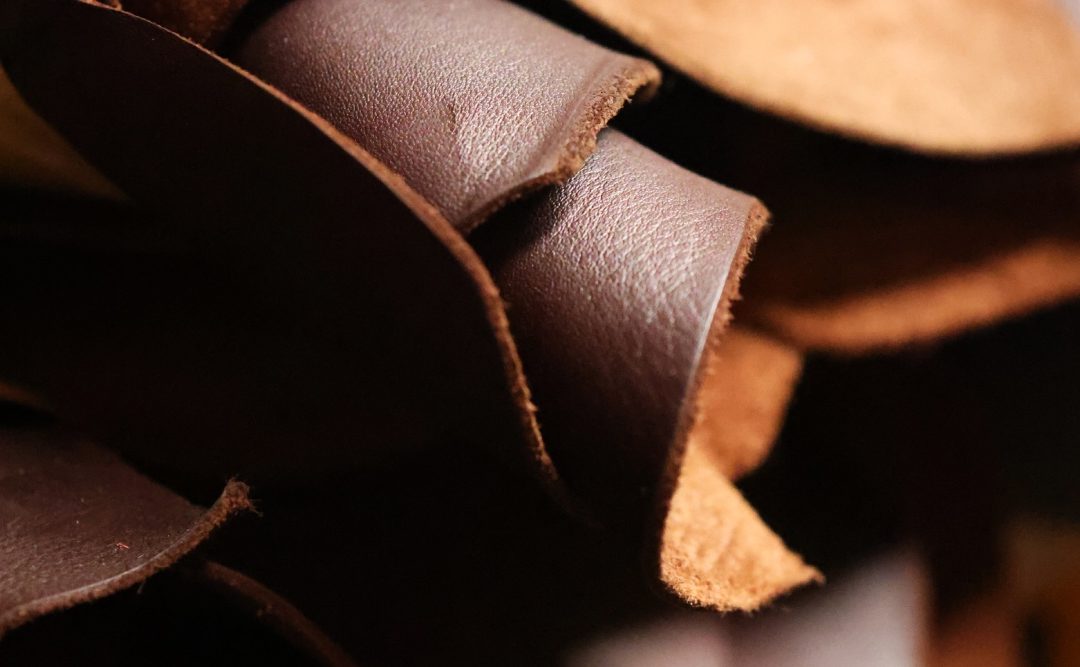 How to Identify High-Quality Leather: A Buyer’s Guide